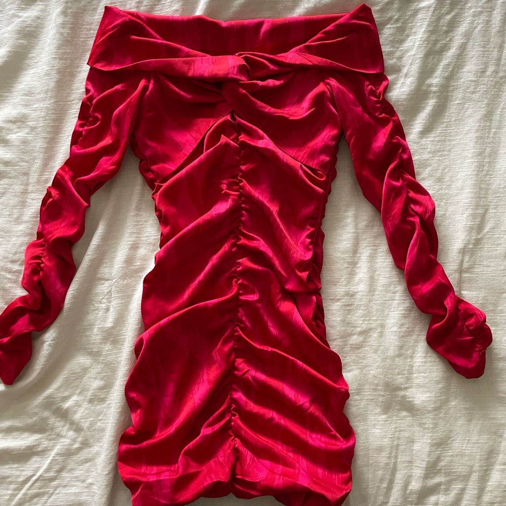 Vibrant red bodycon off the shoulder mini dress